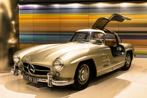 Казино Ред Флаш Android/iOS приложение